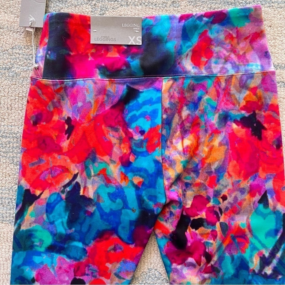SOFT SURROUNDINGS PREMIUM FLORAL LEGGINGS SIZE XS NWT - Picture 4 of 6